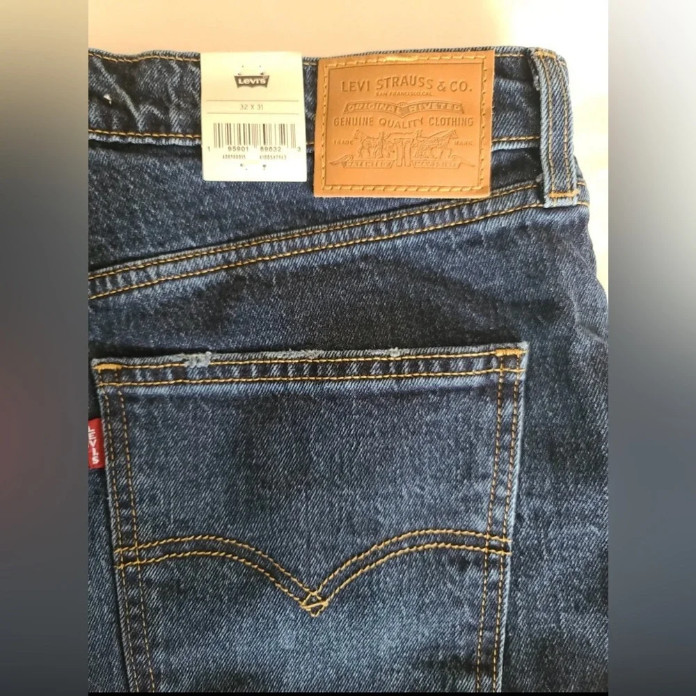 Levi's Womens 70s High Rise Slim Fit Straight Leg Denim Jeans Dark Wash. 💕 - Picture 4 of 8